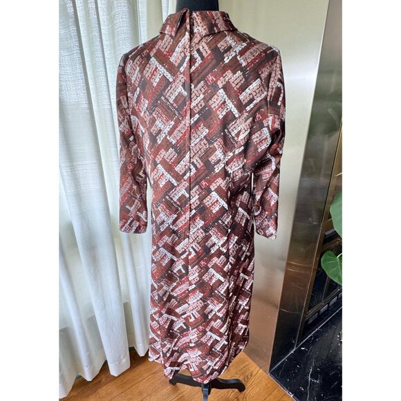 Vintage 70s dress, Mod brown orange and white abstract print, keyhole neckline - Picture 4 of 10